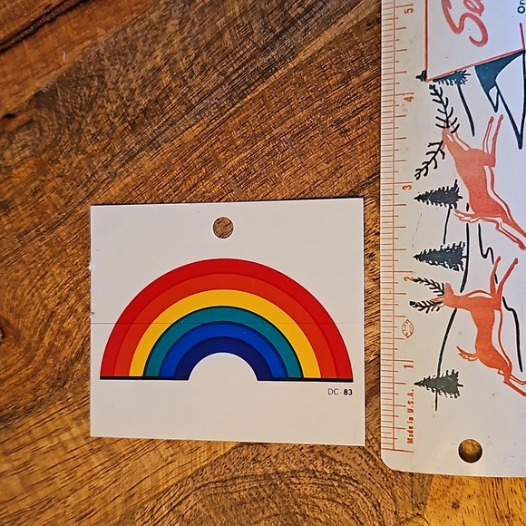Vintage Rainbow sticker - Picture 4 of 6